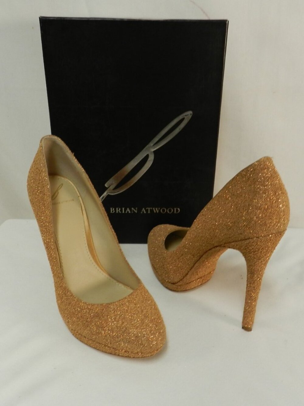 Brian Atwood Fredrique Glitter Leather stiletto pumps heels Champagne w/Box Sz 8